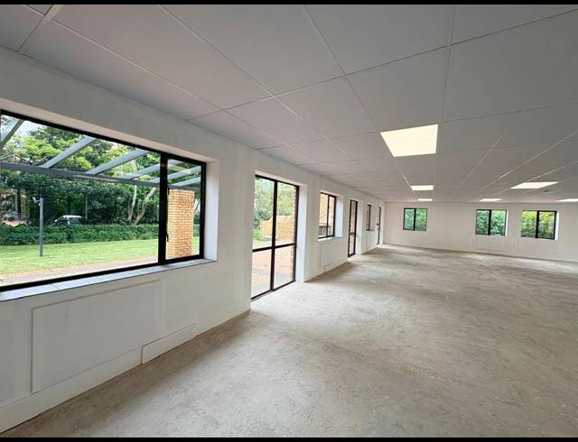400M² OFFICE TO LET IN VORNA VALLEY